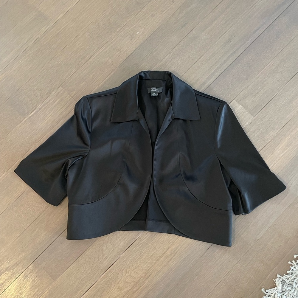 Dress barn collection sz m nwot satiny bolero style jacket